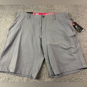 Under Armour Loose Heat Gear Mens Flat Front 11” Golf Shorts Size 38 Gray